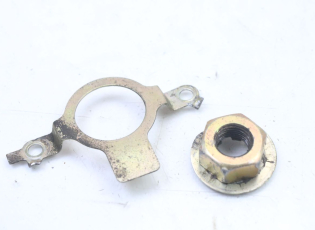 ÉCROU PIGNON SORTIE BOÎTE VITESSES