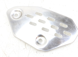 CACHE CHASSIS LATERAL DROIT