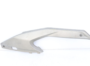 CACHE SOUS SELLE DROIT