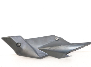 CACHE SOUS SELLE GAUCHE