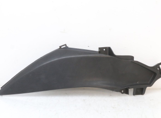 CACHE SOUS SELLE GAUCHE