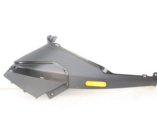 CACHE SOUS SELLE GAUCHE