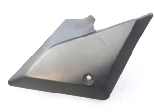 CACHE SOUS SELLE GAUCHE