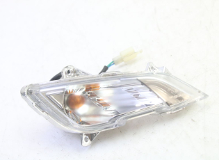 CLIGNOTANT AVANT DROIT