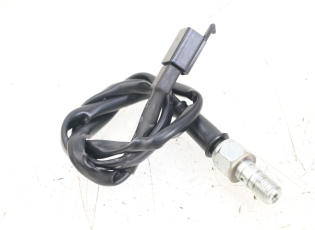 CONTACTEUR FEU STOP ARRIERE