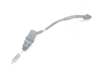 CONTACTEUR FEU STOP ARRIERE