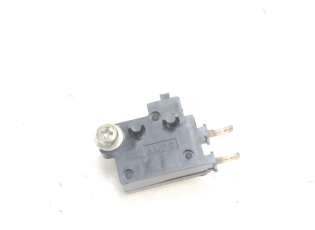 CONTACTEUR FEU STOP DROIT