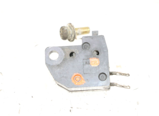 CONTACTEUR FEU STOP DROIT