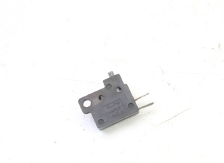 CONTACTEUR FEU STOP DROIT