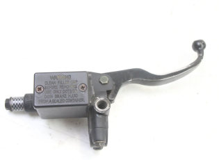 MAITRE CYLINDRE AVANT