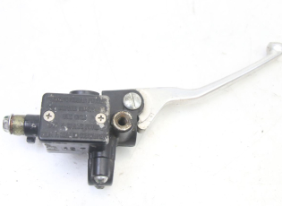 MAITRE CYLINDRE AVANT