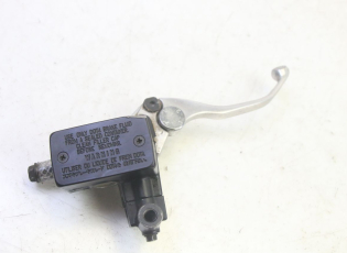 MAITRE CYLINDRE AVANT