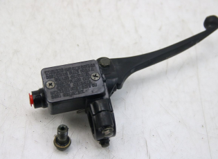 MAITRE CYLINDRE AVANT