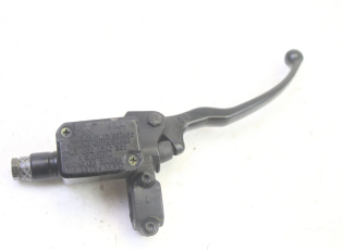 MAITRE CYLINDRE AVANT