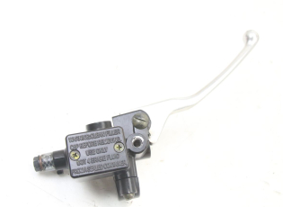 MAITRE CYLINDRE AVANT