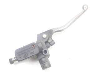 MAITRE CYLINDRE AVANT