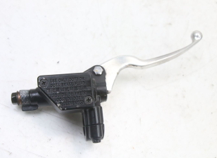 MAITRE CYLINDRE AVANT