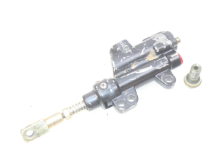 MAITRE CYLINDRE FREIN ARRIERE