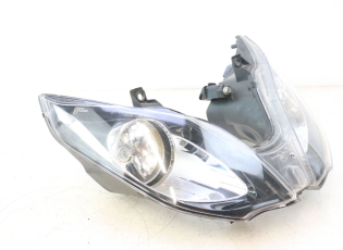 PHARE AVANT