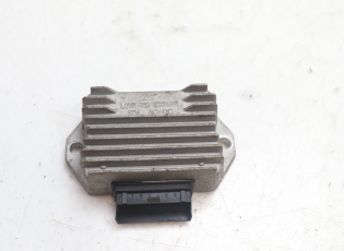 REGULATEUR CHARGE