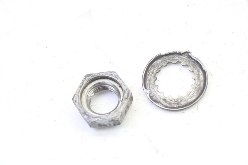 photo de SPROCKET OUTPUT SHAFT NUT SUZUKI SV S 650 (2003 - 2009) - Alternative perspective