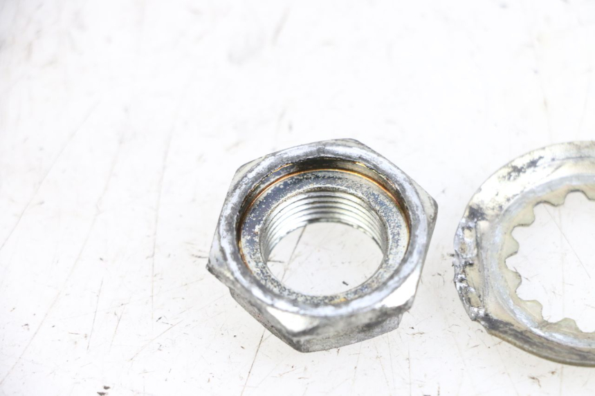 photo de SPROCKET OUTPUT SHAFT NUT KAWASAKI ZR 7 750 (1999 - 2004) - Component detail