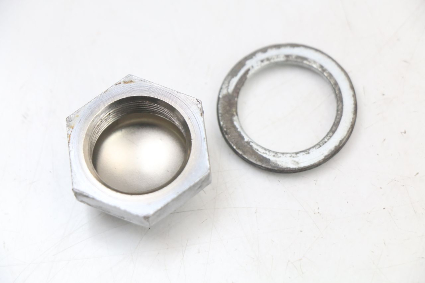 photo de FORK TOP NUT HYOSUNG GV AQUILA 125 (2000 - 2009) - Zoom on usage condition