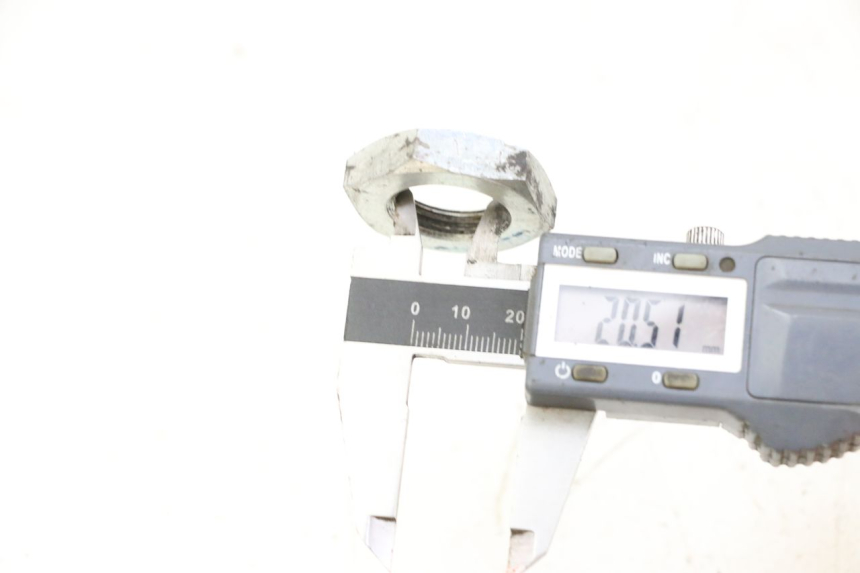 photo de FORK CROWN NUT YAMAHA FJ 36Y 1100 (1984 - 1985) - Component detail