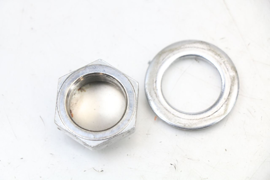 photo de FORK CROWN NUT KAWASAKI ZR7 ZR-7 S 750 (1999 - 2004) - Technical close-up