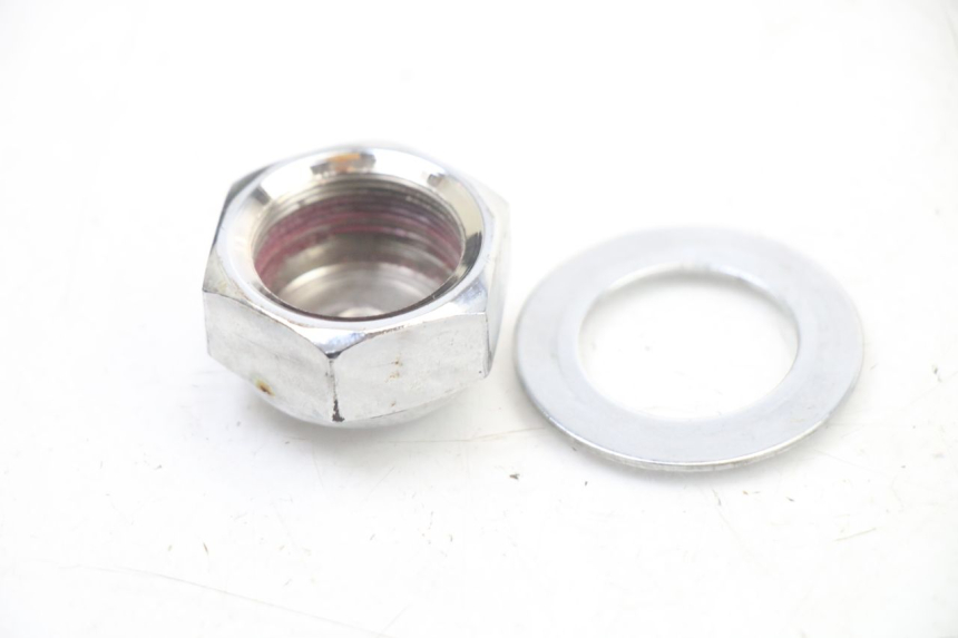 photo de FORK CROWN NUT KYMCO STRYKER OFF ROAD 125 (1999 - 2005) - Alternative perspective