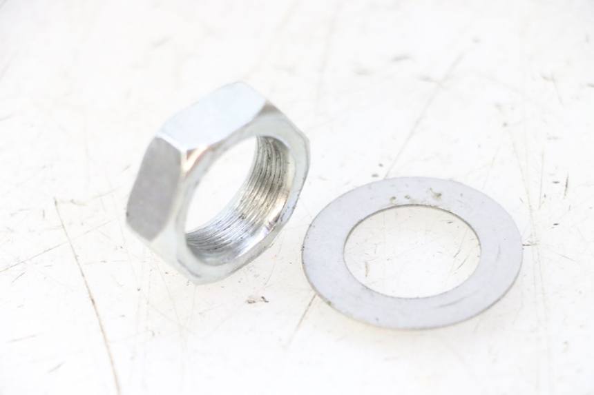 photo de FORK CROWN NUT APOLLO RFZ 125 - Zoom on usage condition