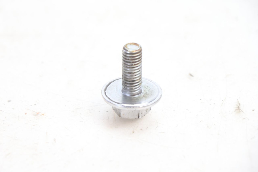 photo de FORK CROWN NUT YAMASAKI ROADSTER 50 (2013 - 2018) - Zoom on usage condition