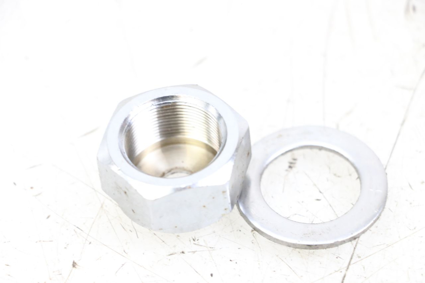 photo de FORK CROWN NUT NITRO MOTORS THUNDER 125 - Zoom on usage condition