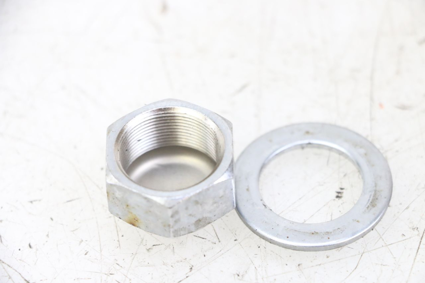photo de FORK CROWN NUT YAMAHA XJ6 ABS 600 (2008 - 2016) - Zoom on usage condition
