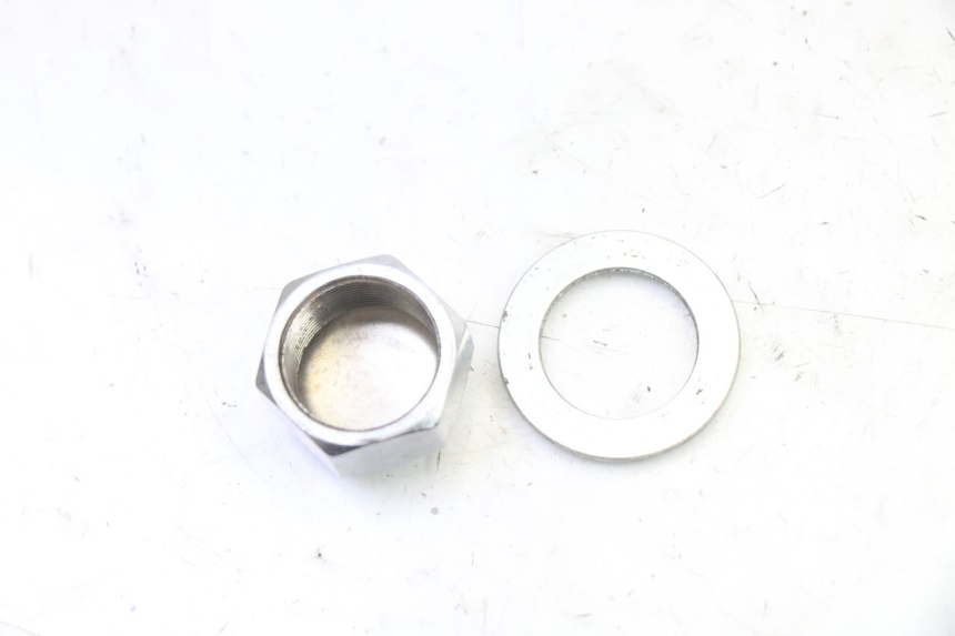 photo de FORK CROWN NUT YAMAHA XJ6 ABS 600 (2008 - 2016) - Technical close-up