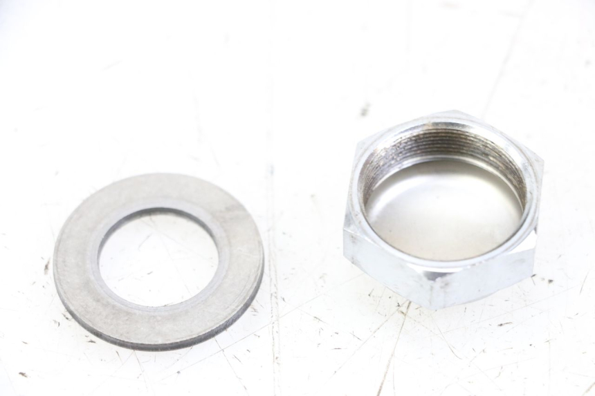 photo de FORK CROWN NUT YAMAHA FZ1 FAZER 1000 (2007 - 2009) - Zoom on usage condition