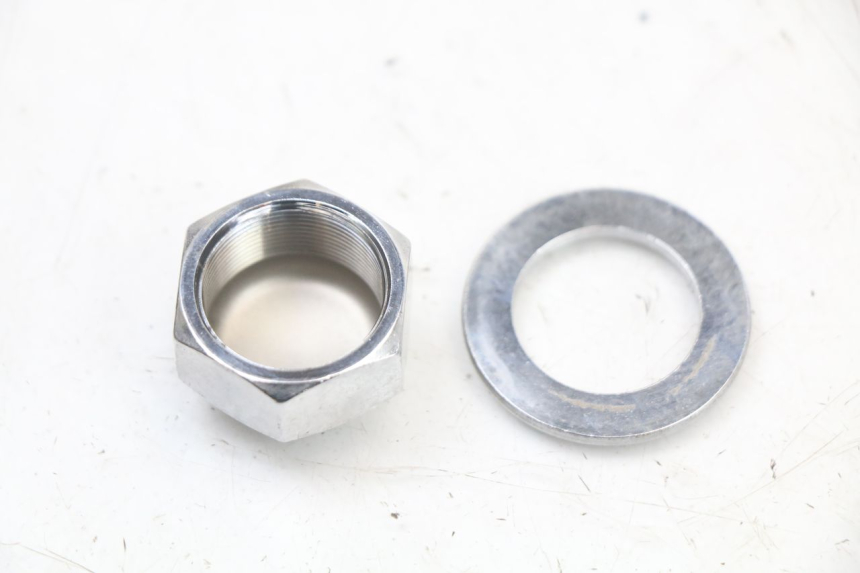 photo de FORK CROWN NUT YAMAHA XJ6 ABS 600 (2008 - 2016) - Alternative perspective