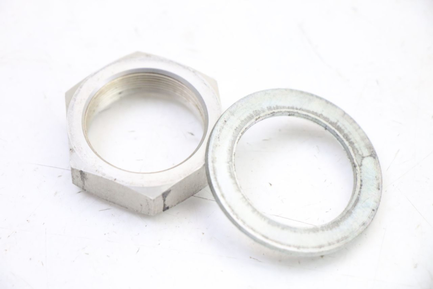 photo de FORK CROWN NUT YAMAHA YP T-MAX TMAX 530 (2017 - 2020) - Zoom on usage condition