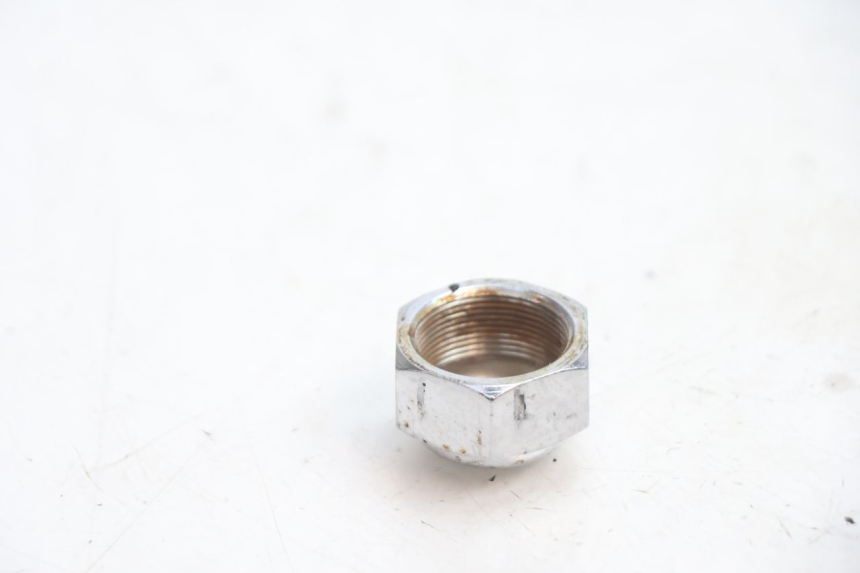 photo de FORK CROWN NUT YAMAHA YZF R GENESIS 750 (1993 - 1998) - Zoom on usage condition