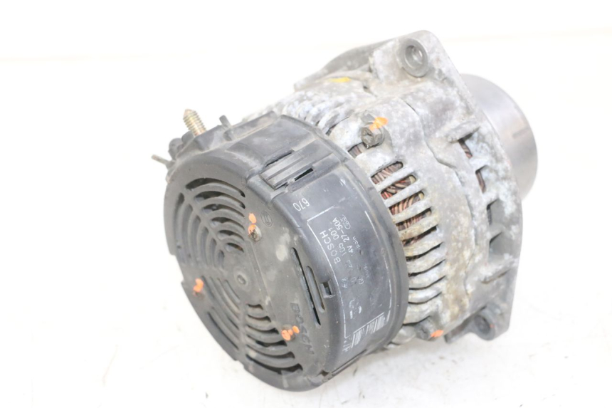 photo de ALTERNATOR BMW K 75 RT 750 (1989 - 1997) - Surface and material condition