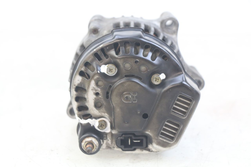 photo de ALTERNATOR TRIUMPH SPRINT ST 955 (1999 - 2001) - Technical close-up