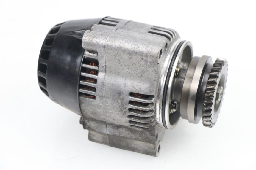 photo de ALTERNATOR SUZUKI GSXF GSX F 600 (1988 - 1997) - Main view