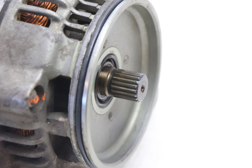 photo de ALTERNATOR YAMAHA XJR 1300 (1998 - 2002) - Component detail