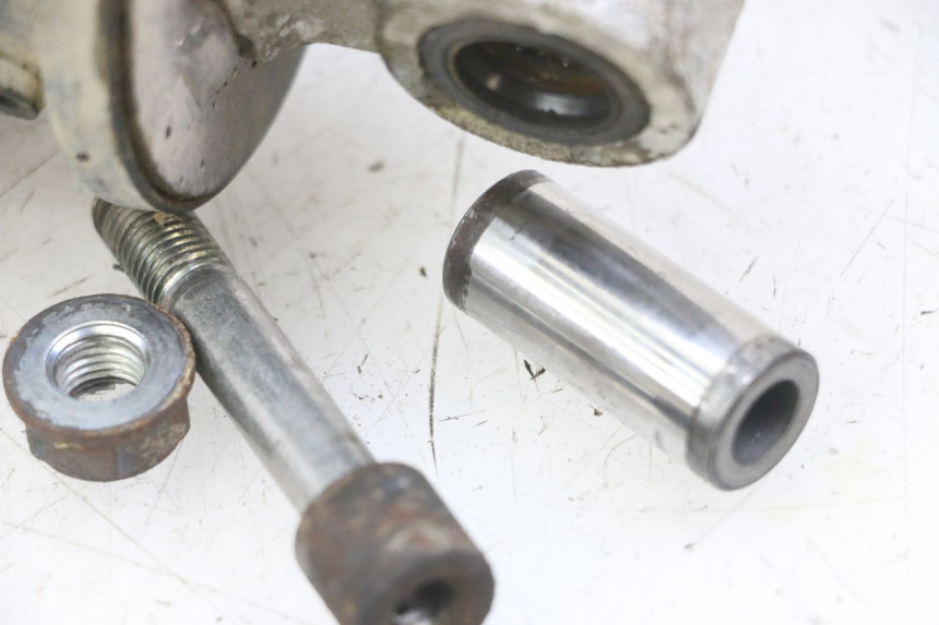 photo de REAR SHOCK ABSORBER HONDA CBF 500 (2004 - 2007) - Alternative perspective