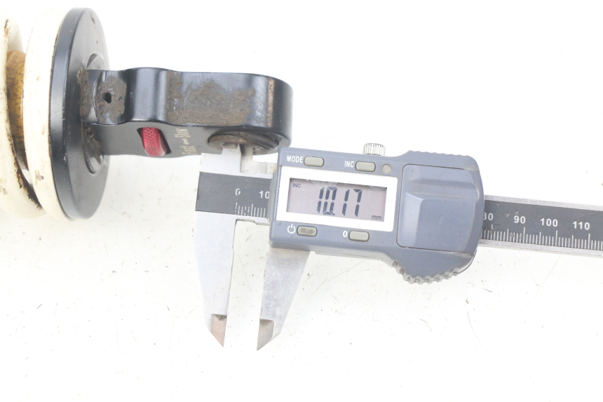 photo de REAR SHOCK ABSORBER CRZ DIRTBIKE 140 - Zoom on usage condition