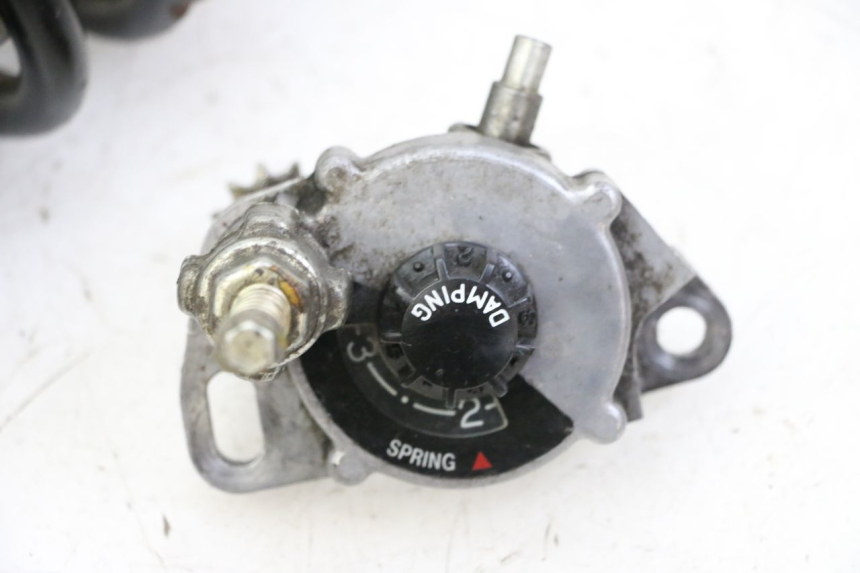 photo de REAR SHOCK ABSORBER YAMAHA FJ 36Y 1100 (1984 - 1985) - Distinctive features