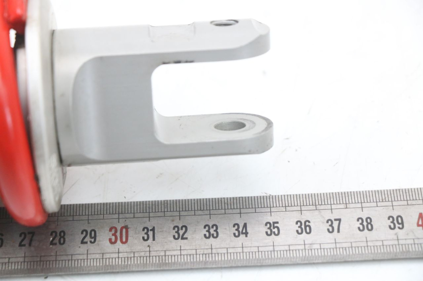 photo de REAR SHOCK ABSORBER MOTO GUZZI NORGE 8V GT 1200 (2011 - 2016) - High-resolution close-up