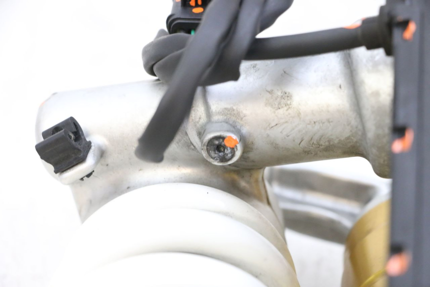 photo de REAR SHOCK ABSORBER BMW R GS 1250 (2021 - 2024) - Distinctive features