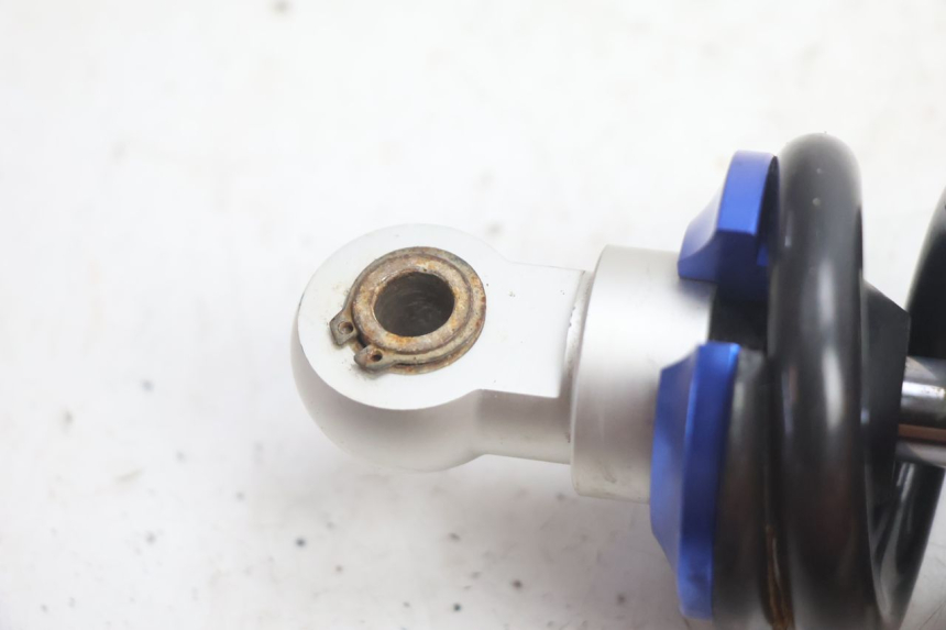 photo de REAR SHOCK ABSORBER APOLLO RFZ 125 - Zoom on usage condition