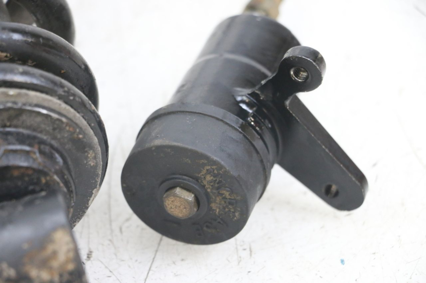 photo de REAR SHOCK ABSORBER TRIUMPH SPEED TRIPLE T301 900 (1994 - 1996) - Checked used part